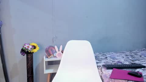 Karen online show from 8, 1, 2025