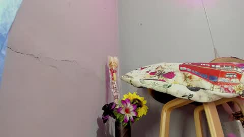 Karen online show from 28, 2, 2025