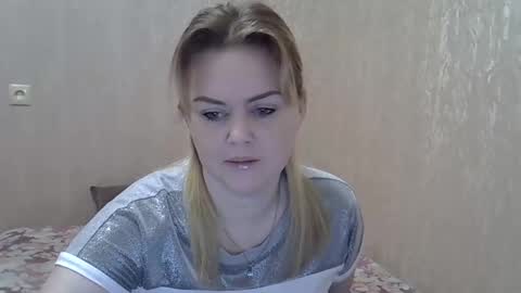 karennelsonx online show from 22, 12, 2024