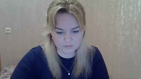karennelsonx online show from 4, 2, 2025