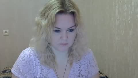 karennelsonx online show from 13, 2, 2025