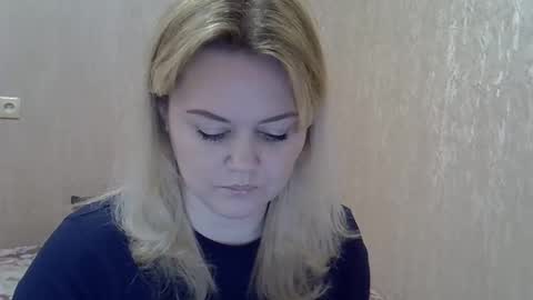 karennelsonx online show from 28, 2, 2025