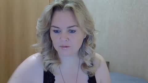 karennelsonx online show from 7, 10, 2025