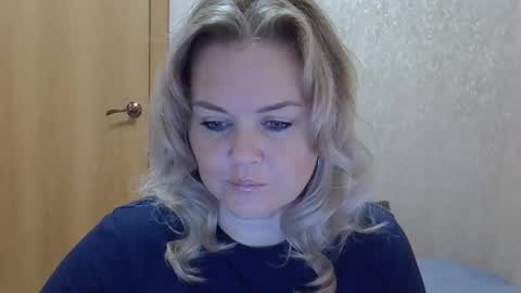 karennelsonx online show from 13, 10, 2025