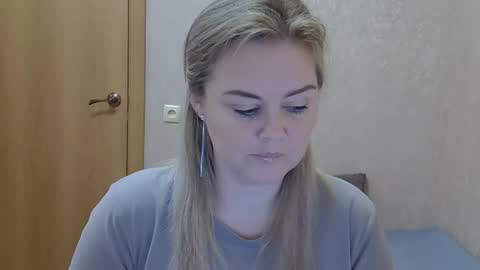 Snapshot of karennelsonx chatting on 1, 11, 2025 karennelsonx online show from 1, 11, 2025