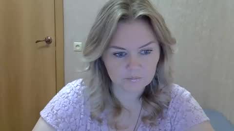 Snapshot of karennelsonx chatting on 7, 11, 2025 karennelsonx online show from 7, 11, 2025