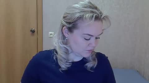 karennelsonx online show from 3, 2, 2026