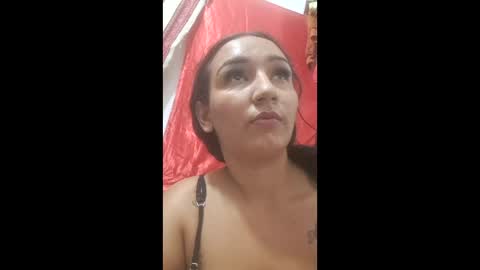 Snapshot of karenroomm chatting on 16, 12, 2025 karenroomm online show from 16, 12, 2025