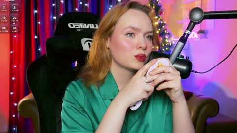 Snapshot of kari_lunna chatting on 21, 12, 2024 Karoline online show from 21, 12, 2024