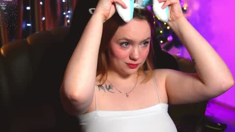 Snapshot of kari_lunna chatting on 25, 12, 2024 Karoline online show from 25, 12, 2024