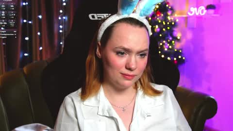 Snapshot of kari_lunna chatting on 25, 12, 2024 Karoline online show from 25, 12, 2024