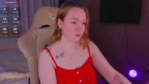 Snapshot of kari_lunna chatting on 9, 1, 2025 Karoline online show from 9, 1, 2025