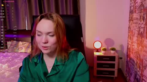 Snapshot of kari_lunna chatting on 24, 1, 2025 Karoline online show from 24, 1, 2025