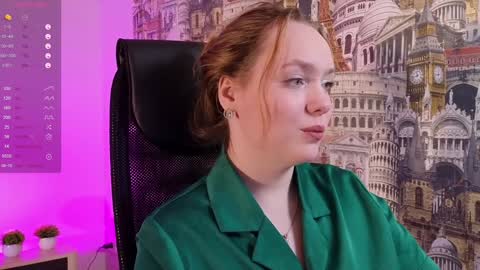 Snapshot of kari_lunna chatting on 30, 1, 2025 Karoline online show from 30, 1, 2025