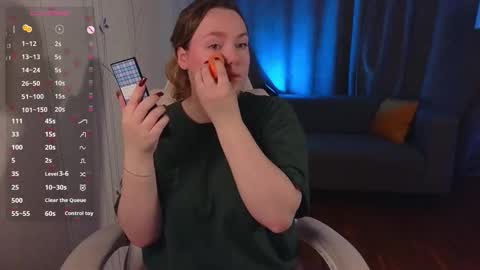 Snapshot of kari_lunna chatting on 17, 10, 2025 Karoline online show from 17, 10, 2025