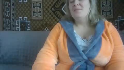 Karilina Hi online show from 3, 2, 2026