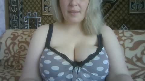 Karilina Hi online show from 21, 5, 2026