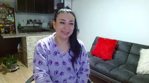 karime lee online show from 10, 4, 2026