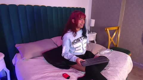 Snapshot of karin_ks chatting on 31, 1, 2025 Karina online show from 31, 1, 2025
