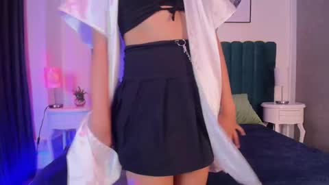Snapshot of karin_ks chatting on 5, 3, 2025 Karina online show from 5, 3, 2025
