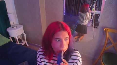 Snapshot of karin_ks chatting on 7, 3, 2025 Karina online show from 7, 3, 2025