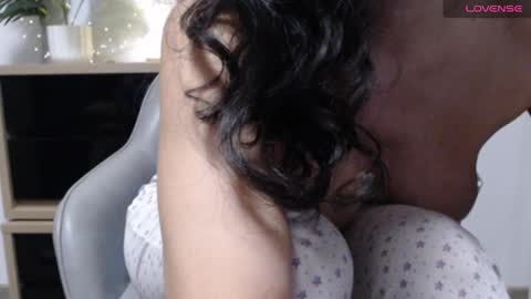 Snapshot of karin_lover chatting on 5, 2, 2025 You can call me K online show from 5, 2, 2025