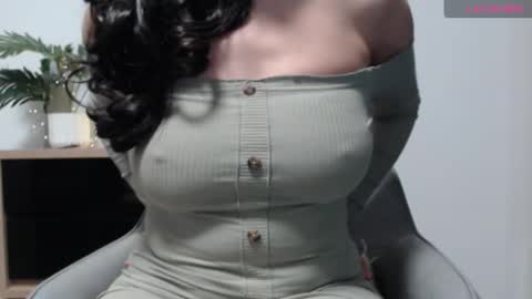 Snapshot of karin_lover chatting on 5, 3, 2025 You can call me K online show from 5, 3, 2025