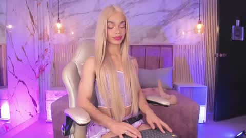 Karina online show from 30, 5, 2026