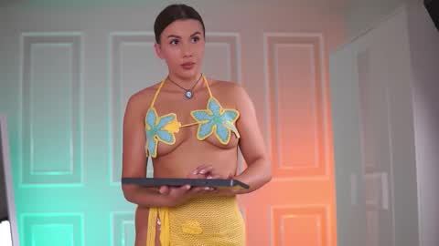 Snapshot of karinakokhana chatting on 5, 12, 2025 Karina online show from 5, 12, 2025