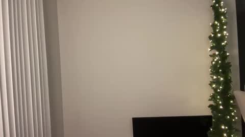 karina and justin online show from 14, 11, 2025