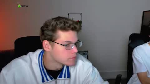 Snapshot of karl_mans chatting on 13, 9, 2025 Karl online show from 13, 9, 2025