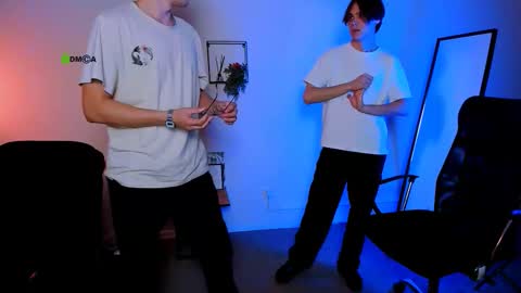 Snapshot of karl_mans chatting on 18, 9, 2025 Karl online show from 18, 9, 2025