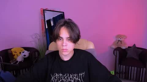 Snapshot of karl_mans chatting on 14, 10, 2025 Karl online show from 14, 10, 2025