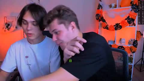 Snapshot of karl_mans chatting on 3, 11, 2025 Karl online show from 3, 11, 2025