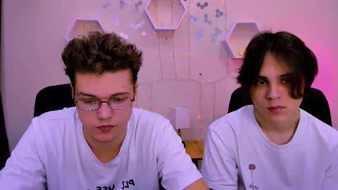 Snapshot of karl_mans chatting on 9, 11, 2025 Karl online show from 9, 11, 2025