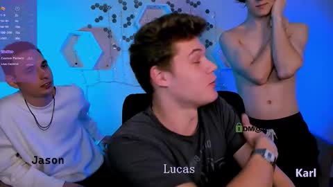 Snapshot of karl_mans chatting on 17, 11, 2025 Karl online show from 17, 11, 2025