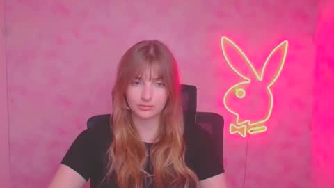 Snapshot of karla_flower chatting on 9, 9, 2025 Karla online show from 9, 9, 2025
