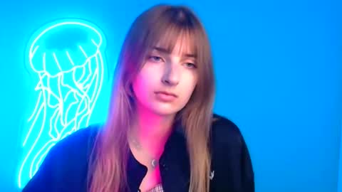 Snapshot of karla_flower chatting on 11, 9, 2025 Karla online show from 11, 9, 2025