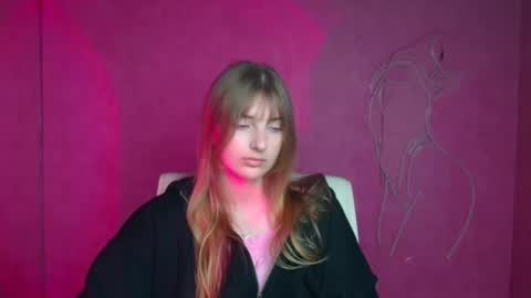 Snapshot of karla_flower chatting on 16, 9, 2025 Karla online show from 16, 9, 2025
