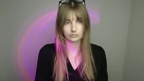 Snapshot of karla_flower chatting on 20, 9, 2025 Karla online show from 20, 9, 2025