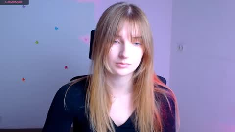 Snapshot of karla_flower chatting on 6, 10, 2025 Karla online show from 6, 10, 2025