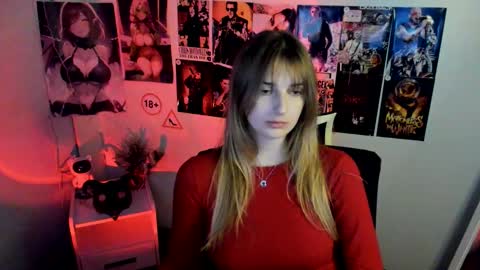 Snapshot of karla_flower chatting on 6, 11, 2025 Karla online show from 6, 11, 2025