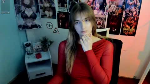 Snapshot of karla_flower chatting on 10, 11, 2025 Karla online show from 10, 11, 2025