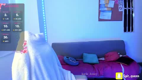 Snapshot of karla_honey_ chatting on 11, 6, 2026 Karla online show from 11, 6, 2026
