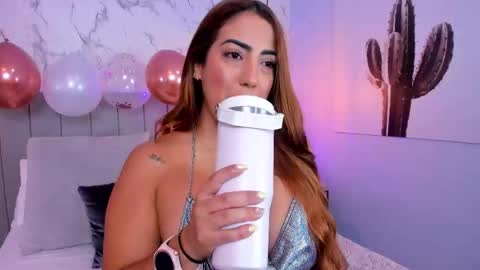karlla_brown online show from 22, 10, 2025