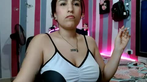Snapshot of karly_lovex_ chatting on 15, 6, 2026 karly_lovex_ online show from 15, 6, 2026