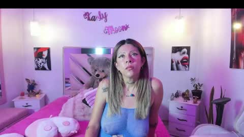 Karly Moonns online show from 8, 5, 2026