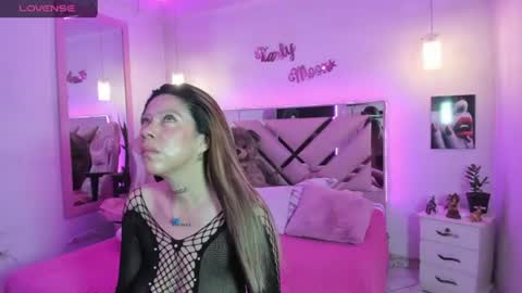 Karly Moonns online show from 7, 7, 2026