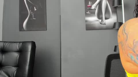   online show from 16, 4, 2026