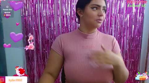 Snapshot of karol_09 chatting on 4, 1, 2025 karol 09 online show from 4, 1, 2025